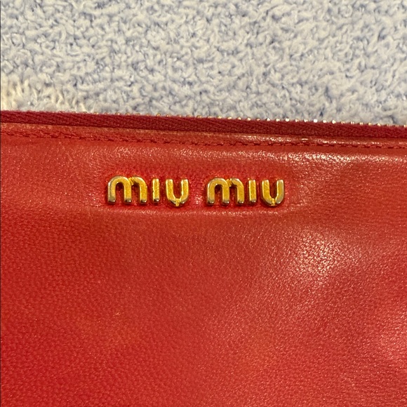 Miu Miu Pink Leather Wallet - Picture 2 of 11